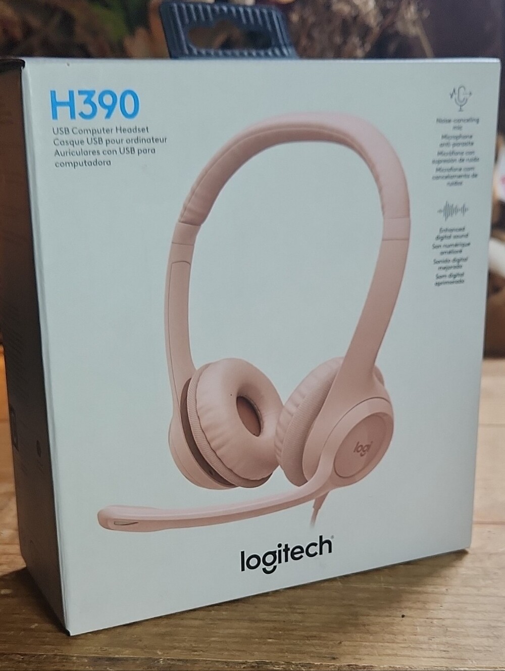 Logitech H390 USB-A Stereo Headset Noise-Cancelling, Mic, Dusty Pink. NIB